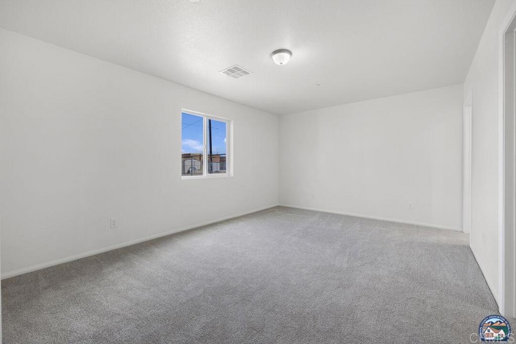 376 Heil Street 1