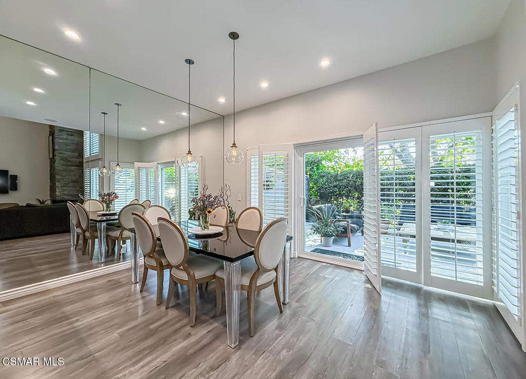 4695 Club View Drive