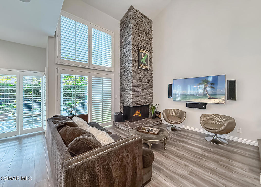 4695 Club View Drive