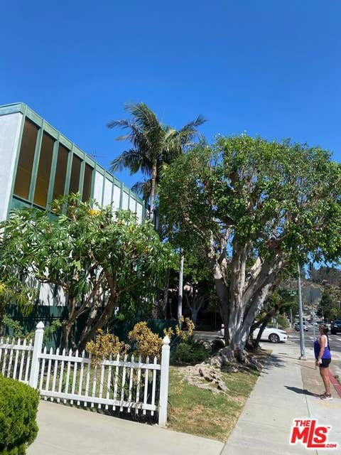 Photo of 4244 Duquesne Avenue #8, Culver City, CA 90232 (MLS # 26865201)