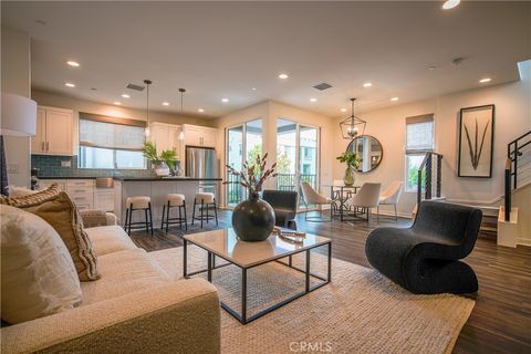 1022 Bridgewater Way Costa Mesa CA 92627