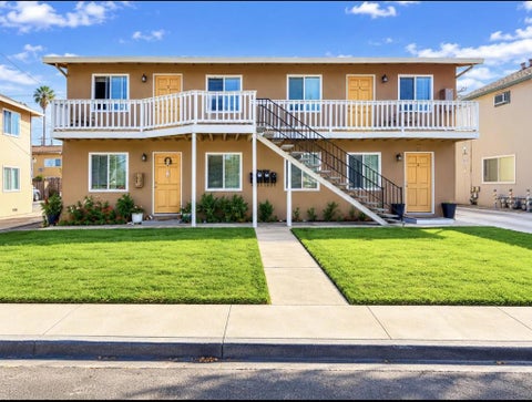 Photo of 2550 Robinson Avenue, Santa Clara, CA 95051 (MLS # ML82066215)