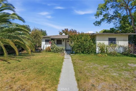 Photo of 354 Van Ness AVE, Upland, CA 91786 (MLS # SR26108184)