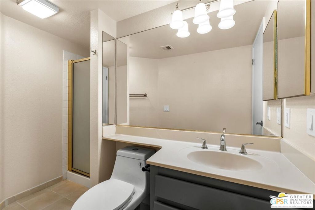 Canyon Shores - Residential