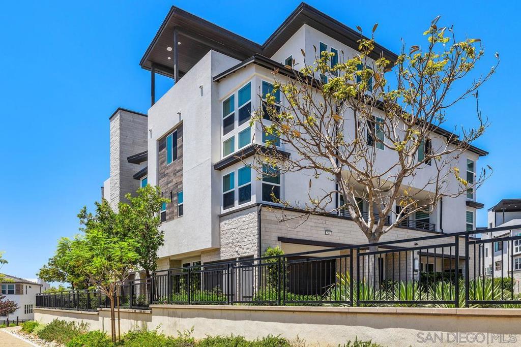 2856 Avella Circle Cir
