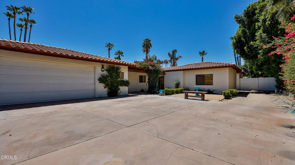 72331 Magnesia Falls Drive