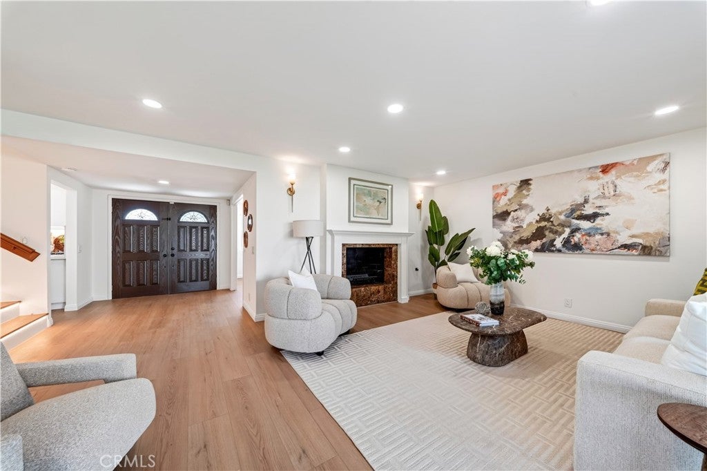 1398 Tartan Circle