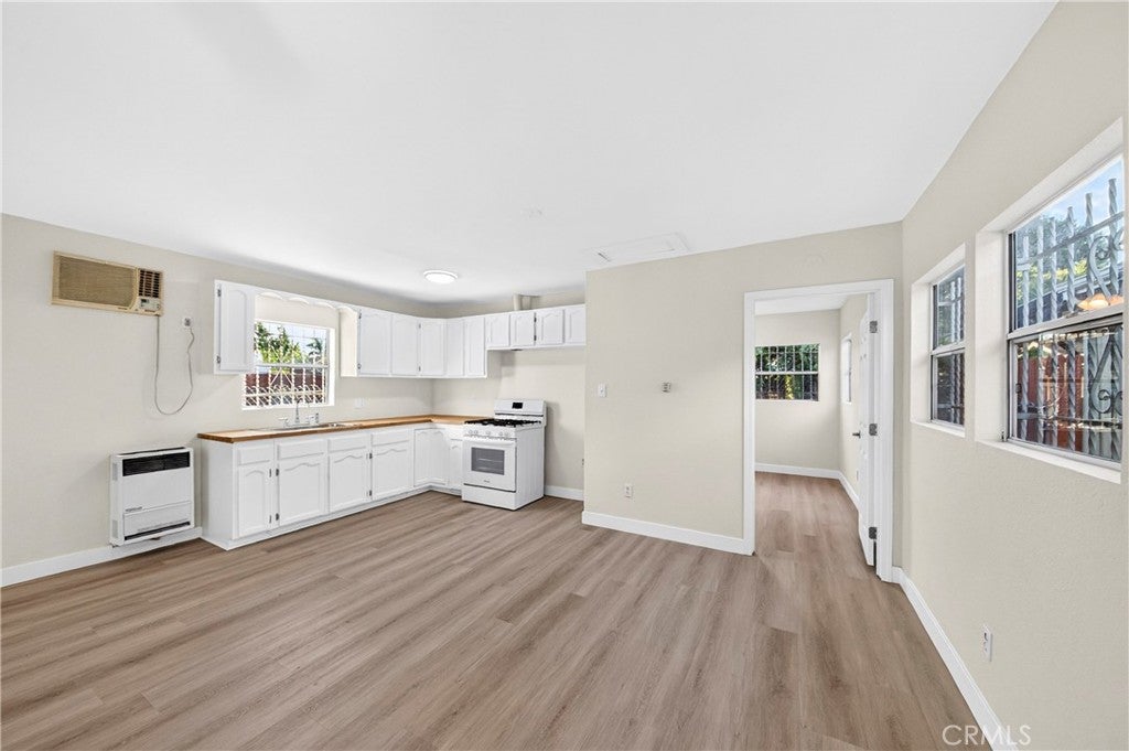 13123 S Penrose