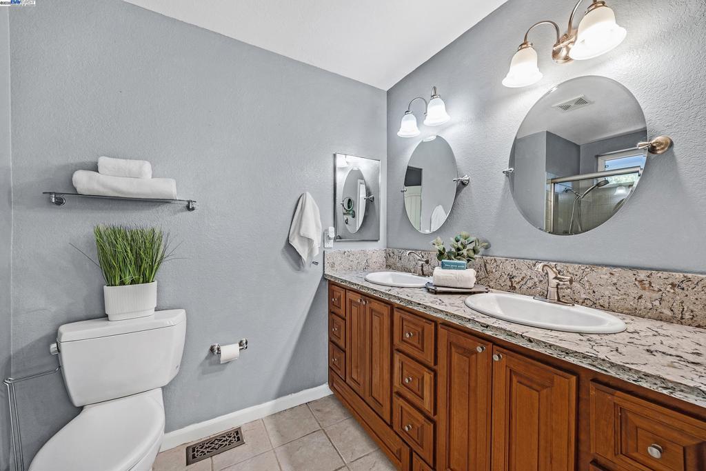 SOUTHAMPTON - Residential