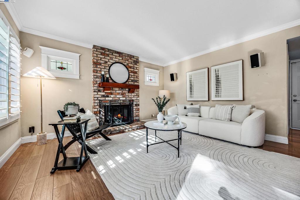 SOUTHAMPTON - Residential