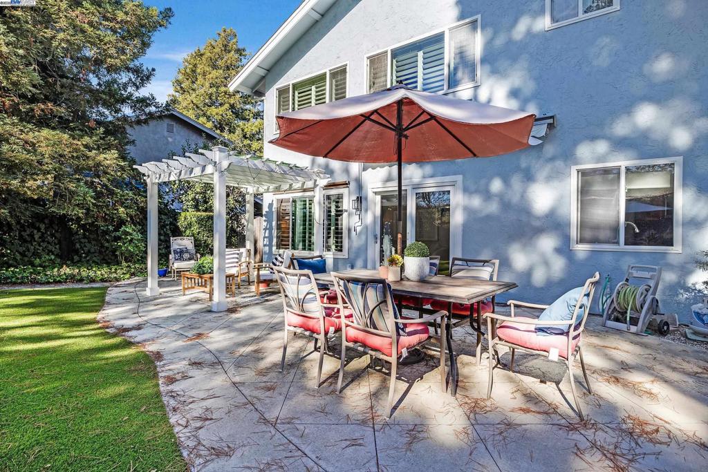 SOUTHAMPTON - Residential