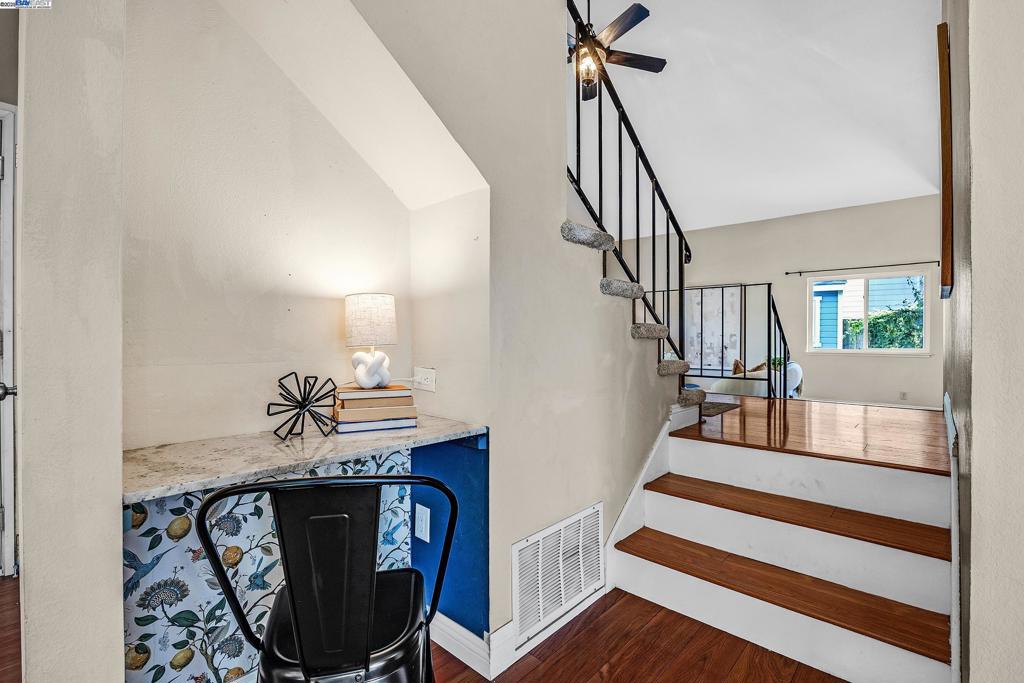 SOUTHAMPTON - Residential