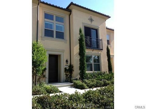 Photo of 50 City Stroll, Irvine, CA 92620 (MLS # OC26102897)
