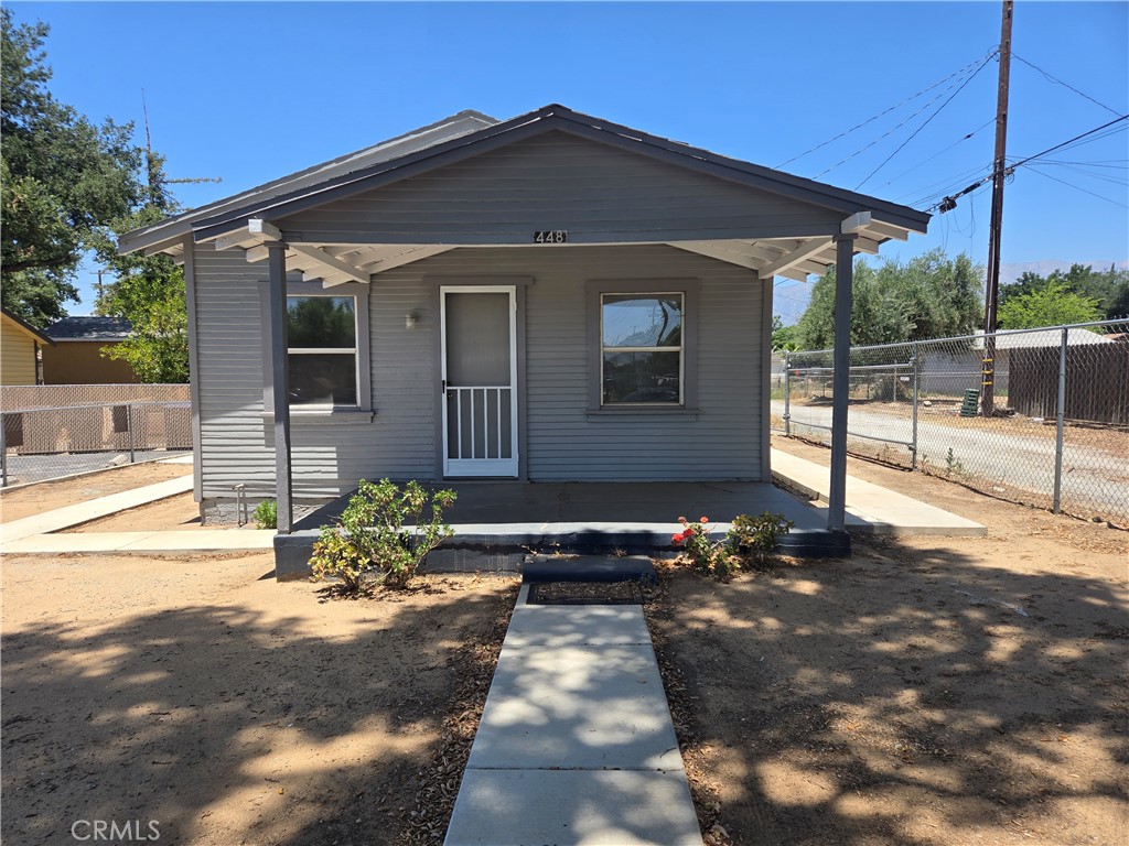 1002 Beaumont