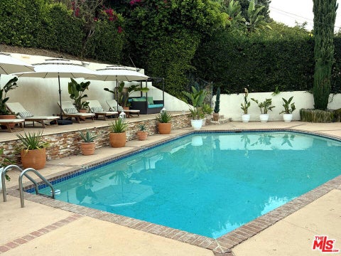 Tiny photo for 1727 San Ysidro Drive, Beverly Hills, CA 90210 (MLS # 26877429)