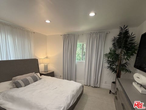 Tiny photo for 1727 San Ysidro Drive, Beverly Hills, CA 90210 (MLS # 26877429)
