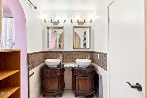 Tiny photo for 3534 Olds Road, Oxnard, CA 93033 (MLS # V1-38106)
