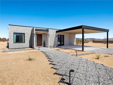 Photo of 64754 E Broadway, Joshua Tree, CA 92252 (MLS # JT26052280)