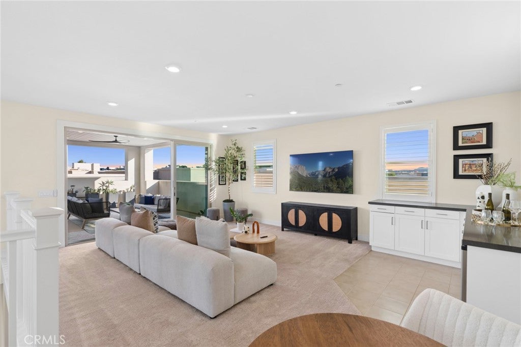 111 Stellar, Irvine CA 92618 - Photo 33