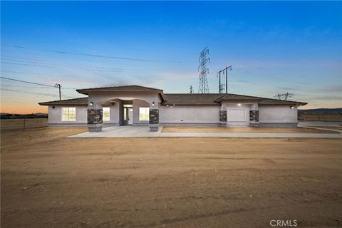 Photo of 9835 Pyrite Avenue, Hesperia, CA 92345 (MLS # HD26135558)