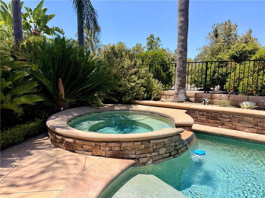 25491 Orchard Rim
