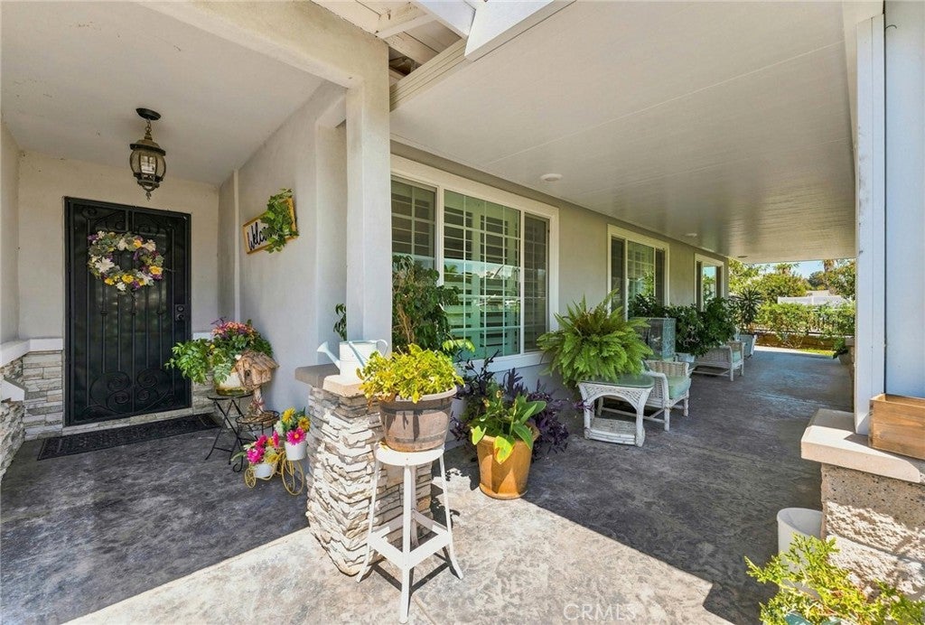 8326 Saddle Creek Drive