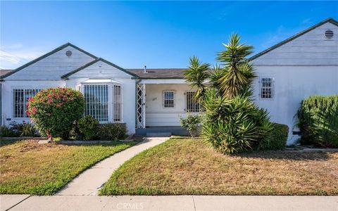 7427 S Hoover Street Los Angeles CA 90044