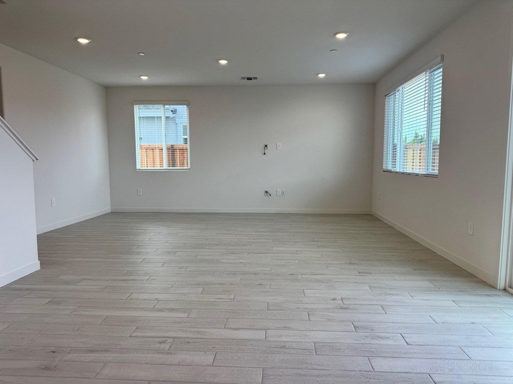 Photo of 305 305 Hanson Lane Ln, Brentwood, CA 94513 (MLS # 41124461)