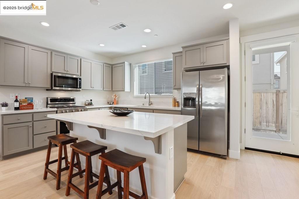 FAIRFIELD - Residential