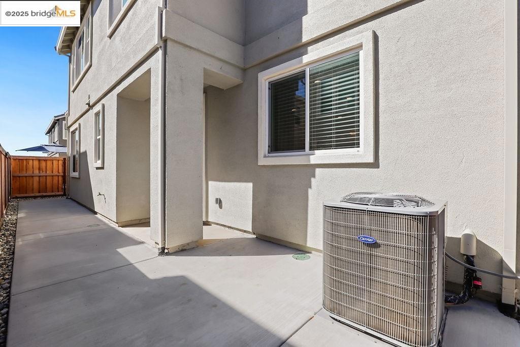 FAIRFIELD - Residential