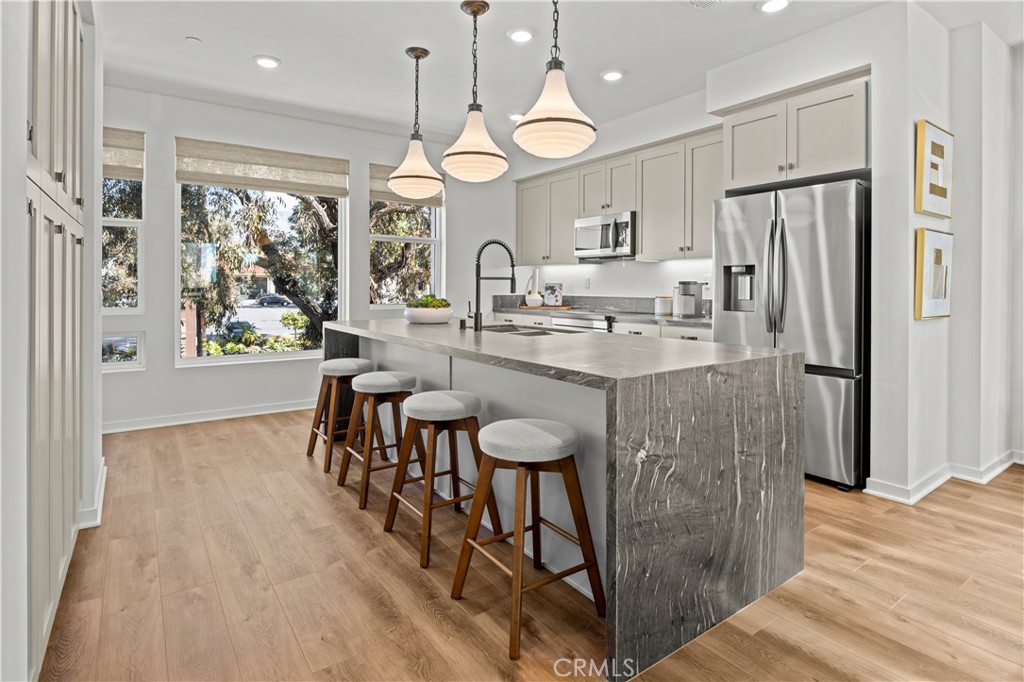 1080 Foothill Boulevard