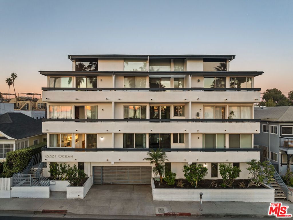 Photo of 2221 Ocean Avenue #101, Santa Monica, CA 90405 (MLS # 25624109)