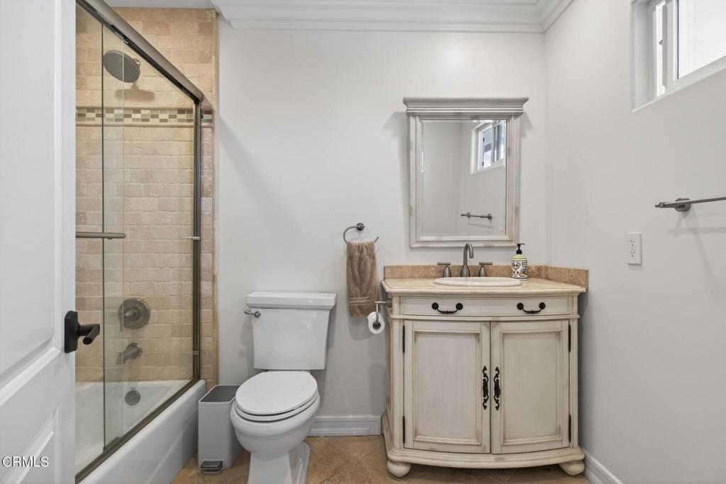 Ventura, California, 93001, United States, 3 Bedrooms Bedrooms, ,4 BathroomsBathrooms,Residential,Active,2045009