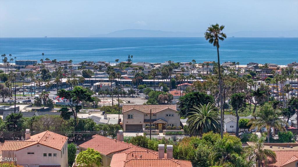 Ventura, California, 93001, United States, 3 Bedrooms Bedrooms, ,4 BathroomsBathrooms,Residential,Active,2045009