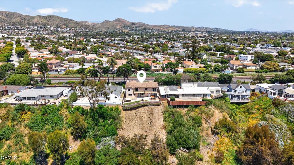 Ventura, California, 93001, United States, 3 Bedrooms Bedrooms, ,4 BathroomsBathrooms,Residential,Active,2045009
