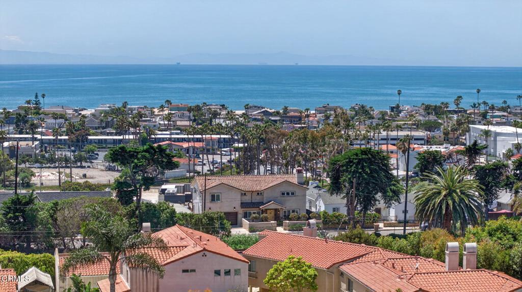 Ventura, California, 93001, United States, 3 Bedrooms Bedrooms, ,4 BathroomsBathrooms,Residential,Active,2045009