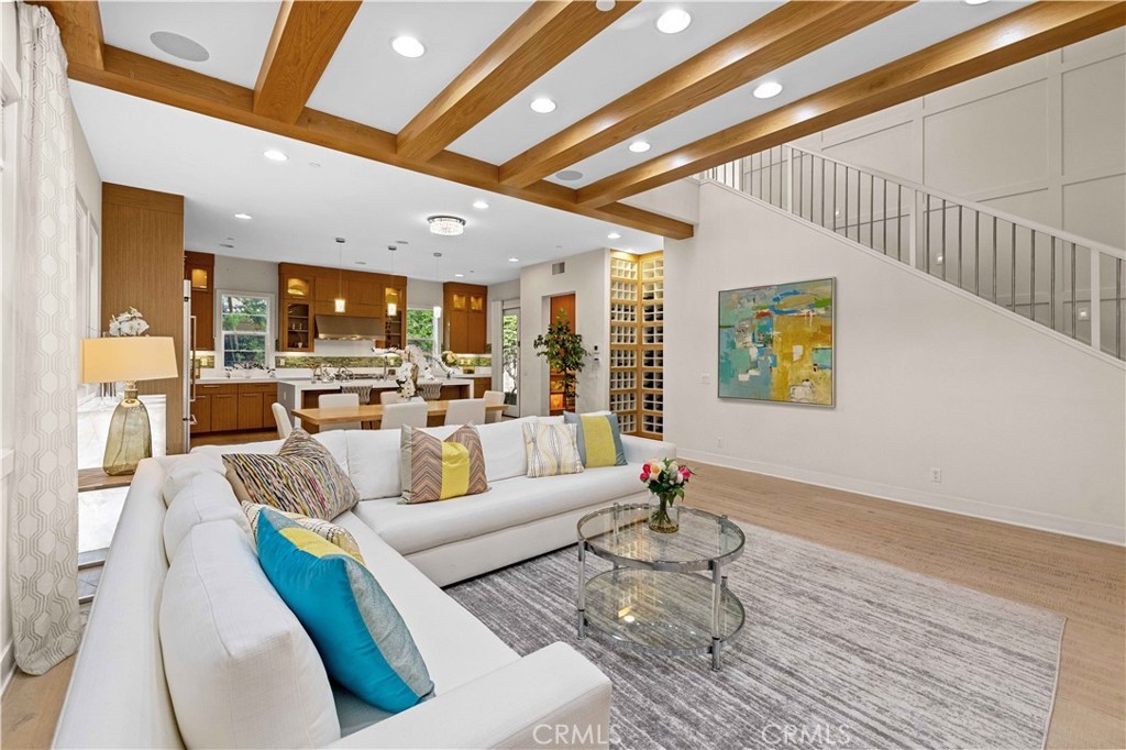 158 Pinnacle