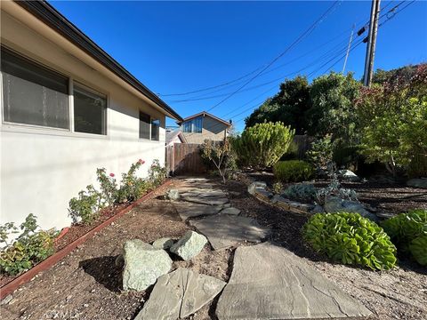 Tiny photo for 941 Marina St, Morro Bay, CA 93442 (MLS # SC25273827)