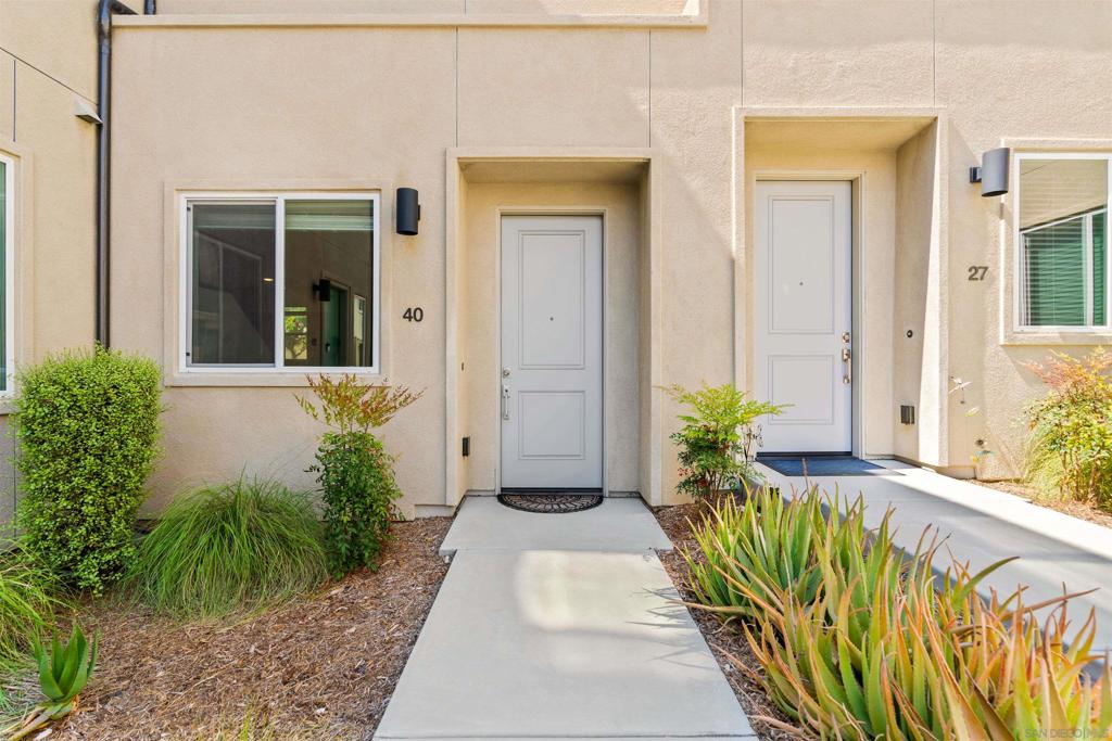 5212 Beachfront Cove St 40