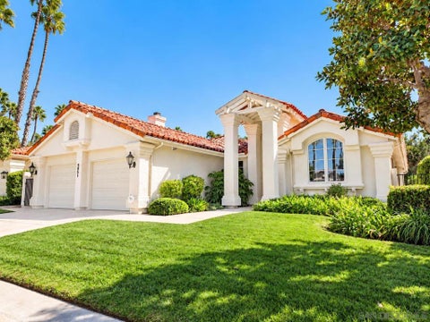 Photo of 5851 Saratoga Corte, Rancho Santa Fe, CA 92067 (MLS # 260025326SD)