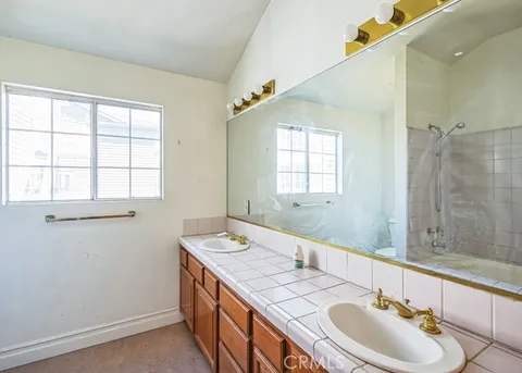 549 Lotus Street, Los Angeles, CA 90065 - MLS#: IV25152381