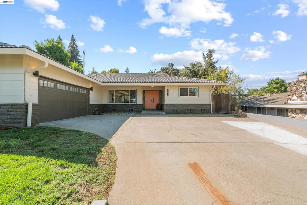 1206 43Rd Ave