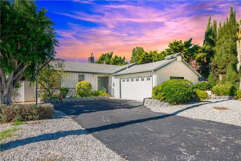 Photo of 9655 Gothic, North Hills, CA 91343 (MLS # SR25250746)