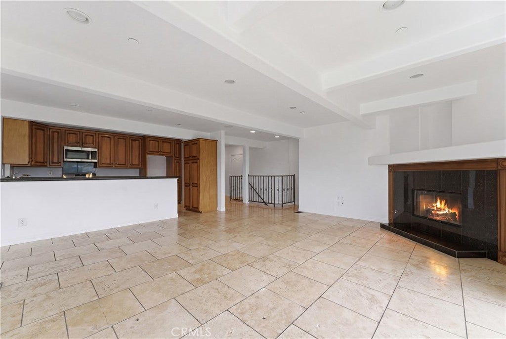 5211 Calatrana Drive