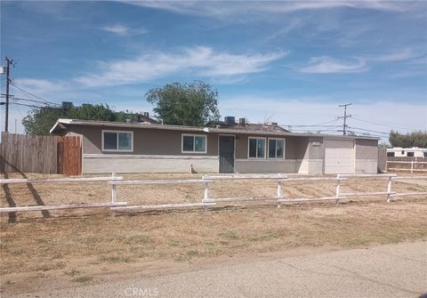 Photo of 8711 Aspen Ave, California City, CA 93505 (MLS # GD26090250)