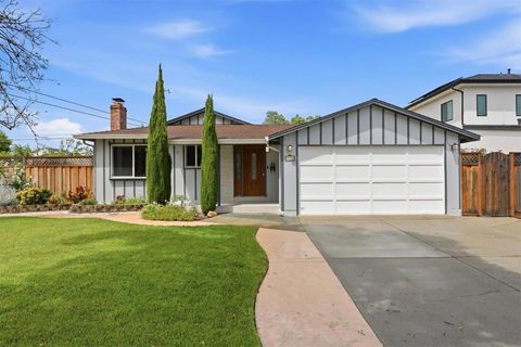 Photo of 1173 Huntingdon Drive, San Jose, CA 95129 (MLS # ML82044994)