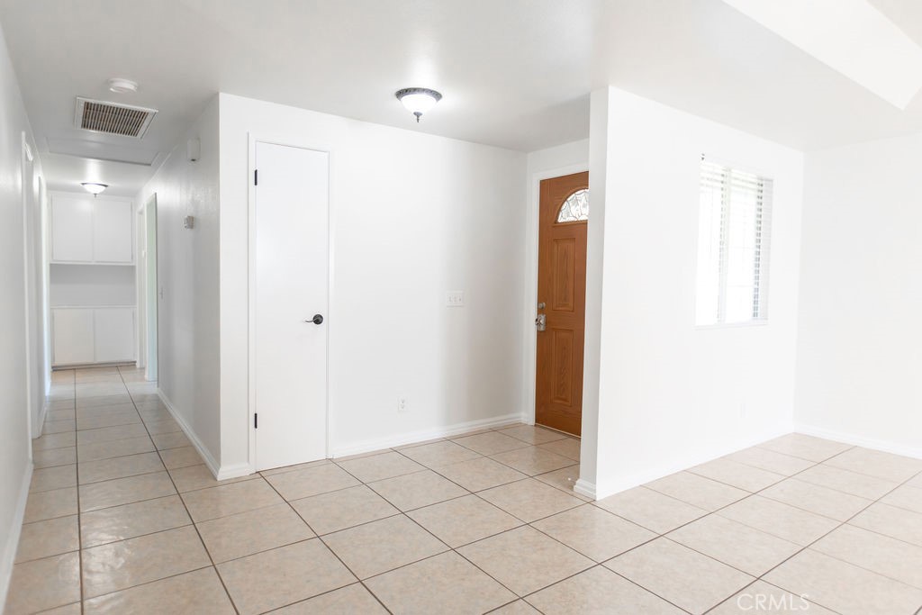 1258 Cossacks Place E