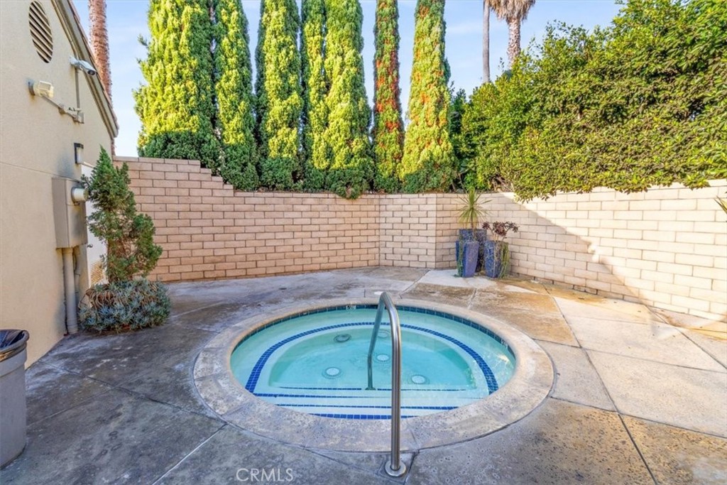 Huntington Bayshore (HBSH) - Residential