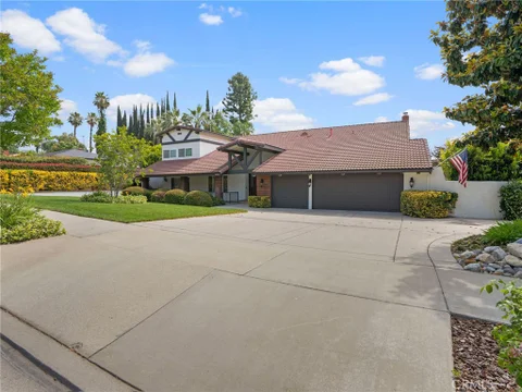 2304 N San Antonio Avenue, Upland, CA 91784 - MLS#: CV26113180