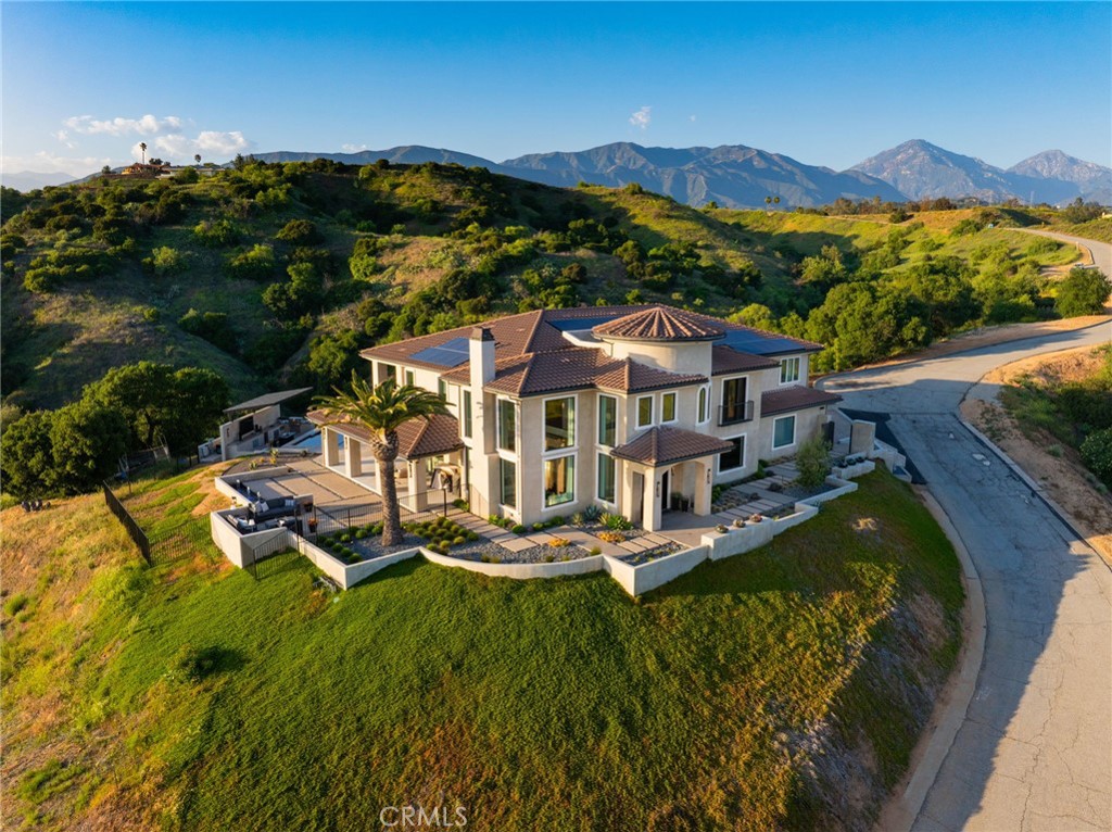 4485 Broken Spur Road
